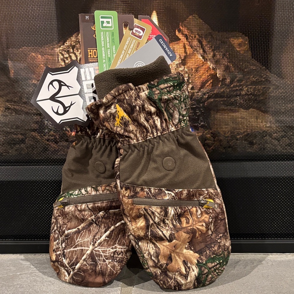 Hot Shot Realtree Edge 3M Thinsulate,heat pocket,pro text,odor,X pop top,camo
